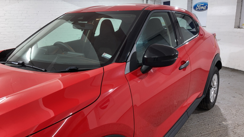 Nissan Juke 1.0 DiG-T 114 Visia 5dr Petrol Hatchback